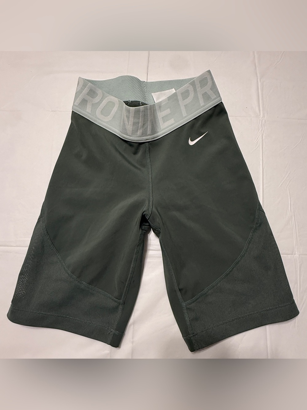 Nike Pro Dri-FIT Training Shorts Sage Green XS